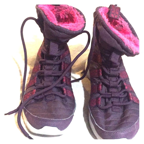 roshe run hi sneakerboot